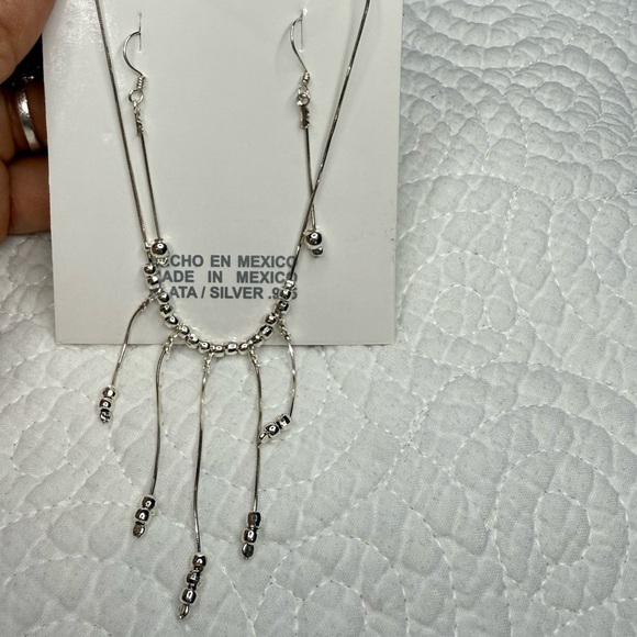 Elegant Silver .925 Necklace and earrings - Picture 7 of 7